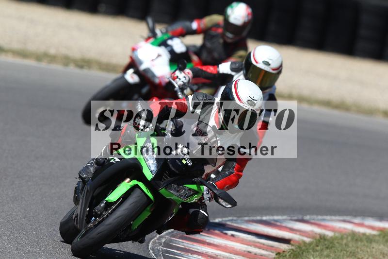 Archiv-2022/50 09.08.2022 MSS und TÖFF Track Day ADR/Gruppe blau/team